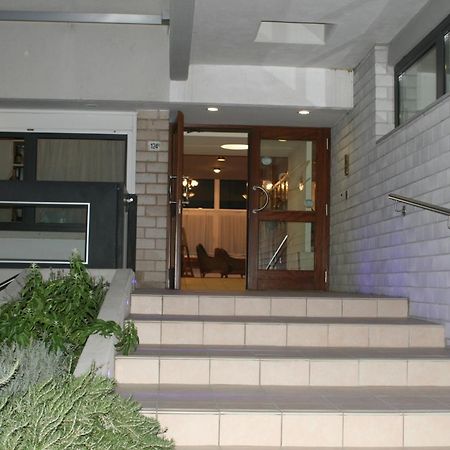 Hotel Ambra Lignano Sabbiadoro Ngoại thất bức ảnh