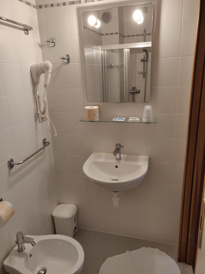 Hotel Ambra Lignano Sabbiadoro Ngoại thất bức ảnh
