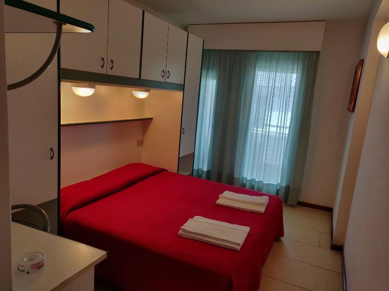 Hotel Ambra Lignano Sabbiadoro Ngoại thất bức ảnh