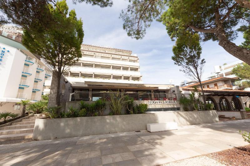 Hotel Ambra Lignano Sabbiadoro Ngoại thất bức ảnh