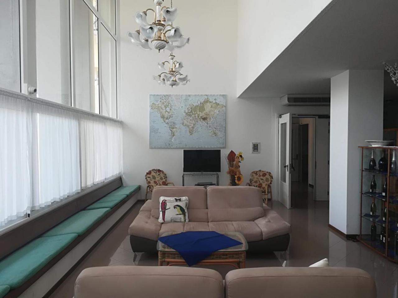 Hotel Ambra Lignano Sabbiadoro Ngoại thất bức ảnh