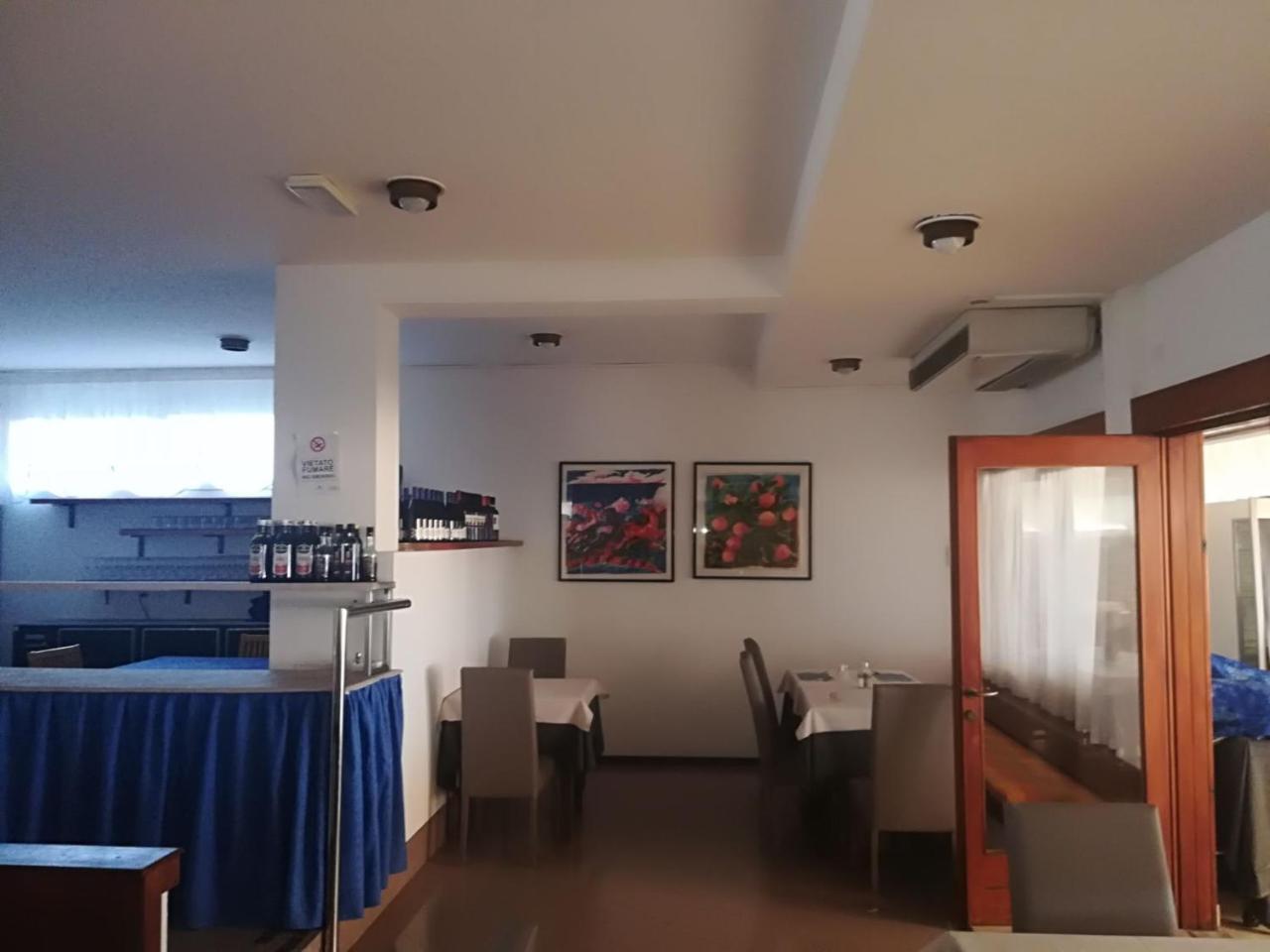 Hotel Ambra Lignano Sabbiadoro Ngoại thất bức ảnh