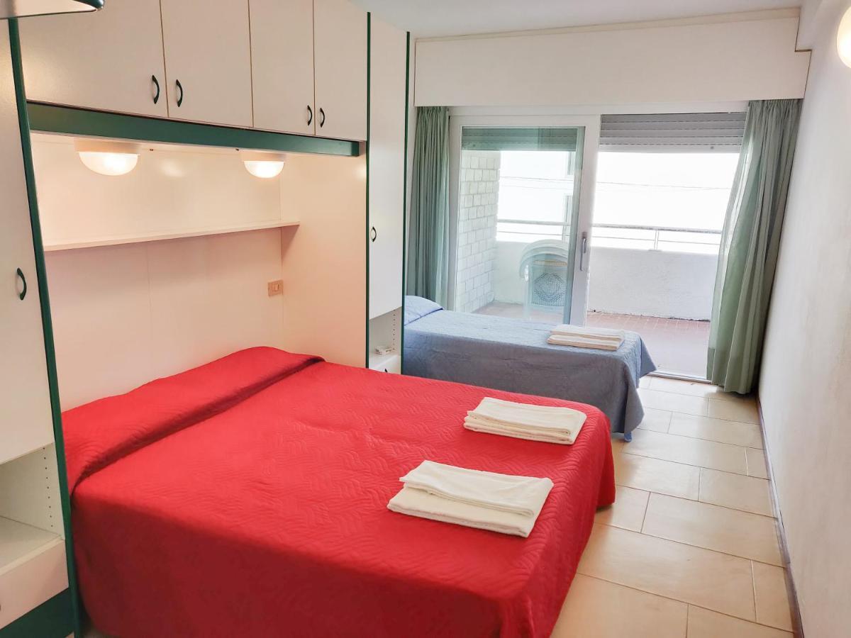 Hotel Ambra Lignano Sabbiadoro Ngoại thất bức ảnh